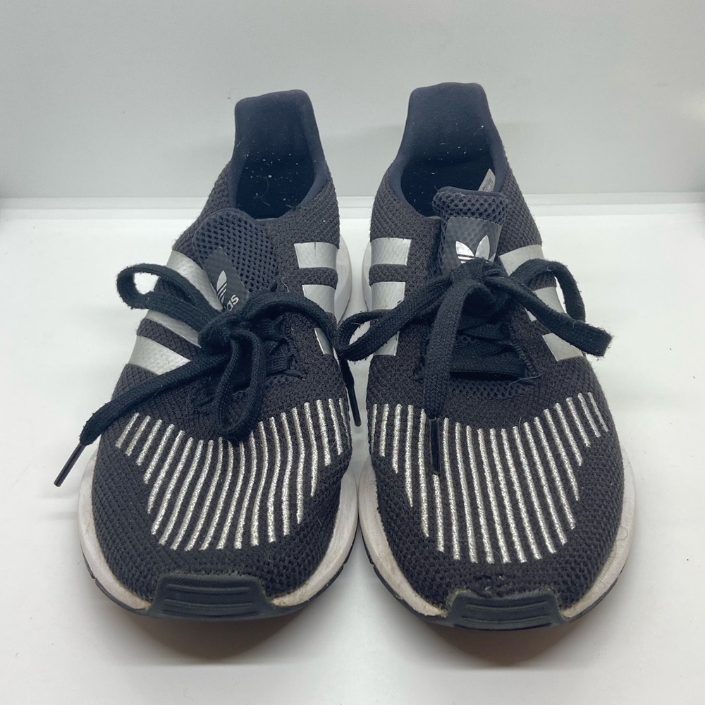 Adidas Shoes - Picture 2 of 8